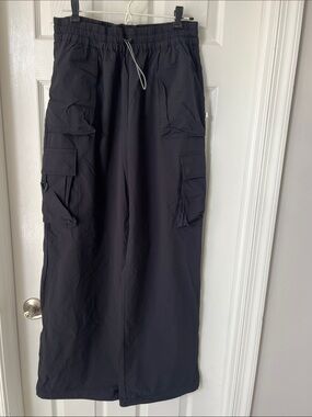 Fabletics Black Cargo Pants with Elastic Drawcord Waist, Size L